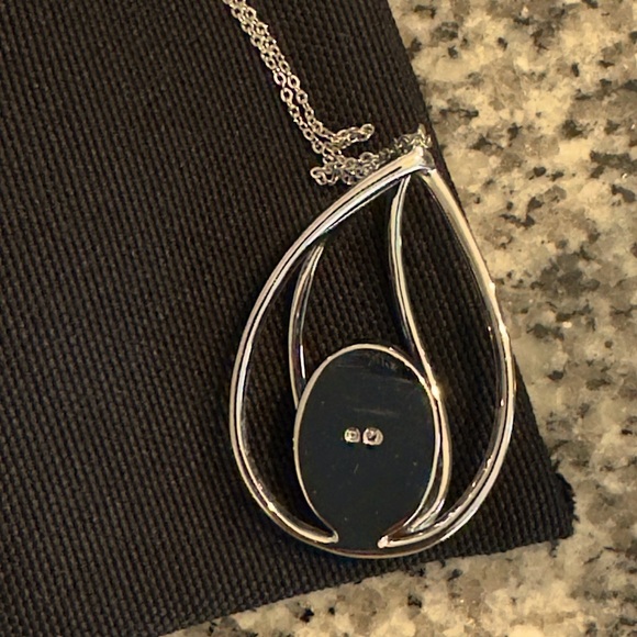 SWAROVSKI Megan Blush Crystal Pendant Necklace EUC - Picture 6 of 7